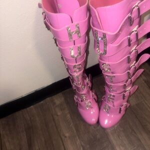 Dollskill hustler Pink Knee-High Buckle Boots